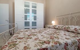 Pretty House